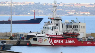 صورة الجيش الإسرائيلي يستعد لوصول سفينة مساعدات انطلقت من قبرص إلى غزة