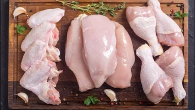 صورة تفسير رؤية تقطيع الدجاج في المنام .. ما دلالاته وهل تعتبر جيدة أم لا ؟