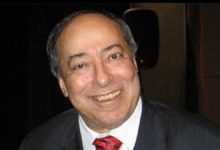 صورة وفاة الفنان المصري صلاح السعدني بطل مسلسلات « ليالي الحلمية » و »أرابيسك » عن عمر 81 سنة