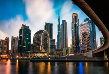 صورة تقرير بريطاني: طلب قوي على العقارات التجارية في دبي