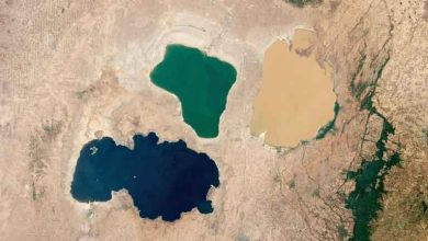 صورة صورة غريبة لأثيوبيا من الفضاء.. 3 بحيرات متجاورة بألوان مختلفة
