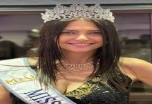 صورة سيدة في سن الـ60 تفوز بمسابقة ملكة جمال بوينس آيرس 2024 (صور)