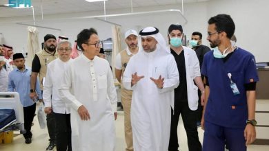 صورة وزير الصحة يبحث دعم الخدمات وتبادل الخبرات مع نظيره الإندونيسي  أخبار السعودية