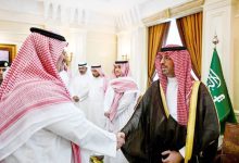 صورة سعود بن جلوي يستقبل منسوبي محافظة جدة  أخبار السعودية