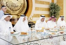 صورة نائب أمير مكة المكرمة يستقبل منسوبي الإمارة  أخبار السعودية