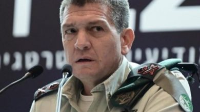 صورة رئيس الاستخبارات العسكرية الإسرائيلية يقدم استقالته بشكل مفاجئ