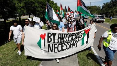 صورة مظاهرات تضامنية مع غزة تطارد بايدن “المنافق” إلى تامبا واعتقال عشرات الطلاب في تكساس (صور وفيديو)