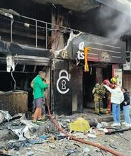 صورة مصرع 8 أشخاص في انفجار بمطعم في بيروت