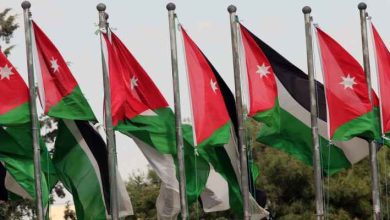 صورة في يومه الوطني.. تعرف على رمزية العلم ودلالات الرايات الأردنية