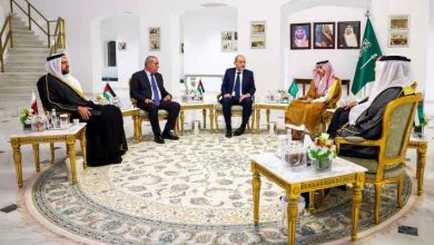 صورة اجتماع سداسي عربي يؤكد أهمية اتخاذ خطوات لا رجعة فيها لحل الدولتين