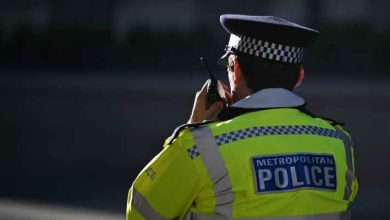 صورة وسائل إعلام بريطانية: عملية طعن استهدفت شرطيين وعددا من المارة في لندن