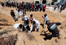 صورة الدفاع المدني بغزة: انتشلنا 392 جثة بمجمع ناصر و58% لم نستطع التعرف عليها