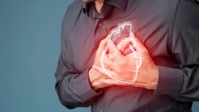 صورة أهم العوامل التي تزيد خطر الإصابة بأزمة قلبية