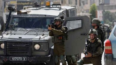 صورة الاحتلال يعتقل 30 فلسطينيا في الضفة الغربية
