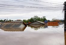 صورة البرازيل تسابق الزمن لإغاثة المتضررين من الفيضانات