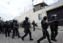 صورة رئيس الإكوادور يعلن حالة الطوارئ في خمس مقاطعات لمواجهة عنف العصابات