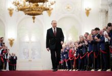 صورة بوتين يبدأ ولاية رئاسية جديدة بمراسم تنصيب مهيبة في الكرملين