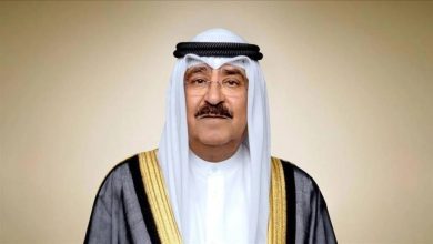 صورة أمير الكويت يصدر مرسوماً بتشكيل الحكومة الجديدة برئاسة أحمد عبدالله الصباح