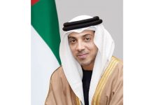 صورة منصور بن زايد يهنئ هاتفياً أحمد عبد الله الأحمد الصباح بتعيينه رئيساً للوزراء بالكويت