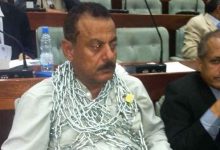 صورة برلماني متحوث مخاطباً المليشيات :اسمحوا لي بمغادرة صنعاء أو سأغادر بدون إذن