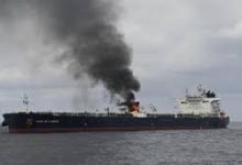 صورة القيادة المركزية الأمريكية تصدر بياناً بشأن حادثة استهداف سفينة النفط غربي الحديدة