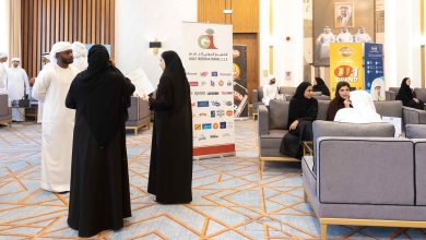 صورة “تنمية الموارد البشرية الإماراتية” يمنح المواطنين فرصاً وظيفية بالقطاع الخاص