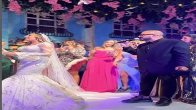 صورة هنا الزاهد وشقيقتها فرح يرقصان في حفل زفاف لينا الطهطاوي (صور وفيديو)