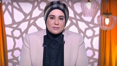 صورة بالفيديو| داعية توضح هل يجوز للمرأة قراءة القرآن الكريم بشعر مكشوف