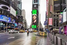 صورة Spotify يسلط الضوء على الموسيقى الخليجية في ساحة “نيويورك تايمز سكوير”