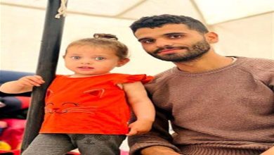 صورة “ابنتي ولدت في الحرب”.. كيف يعيش محمود سلمي لاعب الأهلي السابق في غزة؟