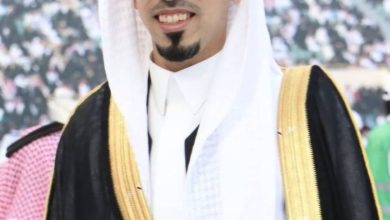 صورة الدكتوراه للعمري مع مرتبة الشرف  أخبار السعودية