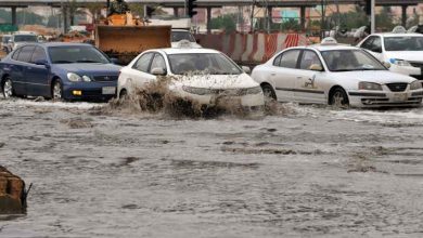 صورة السعودية تغرق.. فيضانات عارمة تجرف المركبات وتجتاح الطرقات