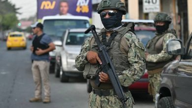 صورة الإكوادور تعلن حالة الطوارئ في خمس مقاطعات لمواجهة عنف العصابات