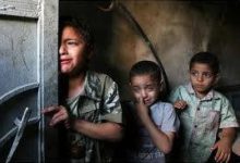 صورة غزة على شفير المجاعة… كيف يتضور الأطفال جوعاً؟