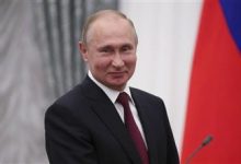 صورة بوتين يؤدي اليمين الدستورية رئيساً لروسيا.. لولاية خامسة