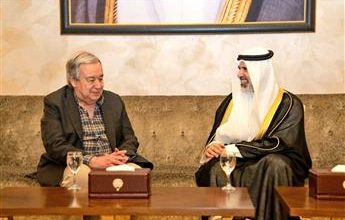 صورة نائب وزير الخارجية يستقبل الأمين العام للأمم المتحدة بمناسبة زيارته إلى الكويت