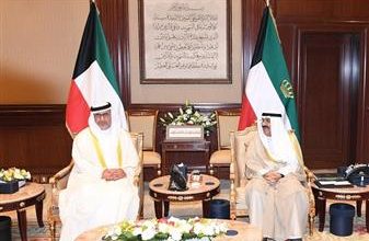 صورة سمو الأمير يستقبل «فريق منطاد الإمارات».. بمناسبة زيارتهم للبلاد