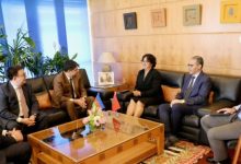 صورة هيئة تقنين الإعلام بأذربيجان في زيارة عمل إلى الهيئة العليا للاتصال السمعي البصري