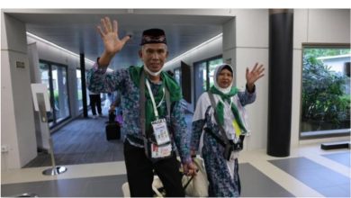 صورة مغادرة أولى رحلات حجاج مبادرة “طريق مكة” من إندونيسيا متجهة إلى المملكة