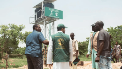 صورة مركز الملك سلمان للإغاثة يدشن مشروع حفر 6 آبار تعمل بالطاقة الشمسية في نيجيريا