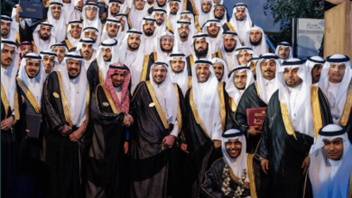 صورة الأمير الدكتور فيصل بن مشعل يرعى حفل تخريج 10 آلاف من جامعة القصيم