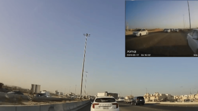 صورة بالفيديو.. بلاغ للمرور يوثق صاحب مركبة يقودها بطريقة مخالفة