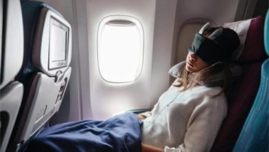صورة إليك نصائح هامة تساعد في النوم خلال السفر على متن الطائرة