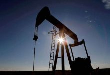 صورة النفط يصعد بدعم قوة الطلب والتوتر في الشرق الأوسط